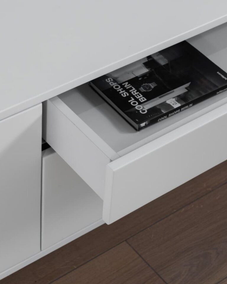 Instagram post from _alaskastyle_. This post is in position 1.