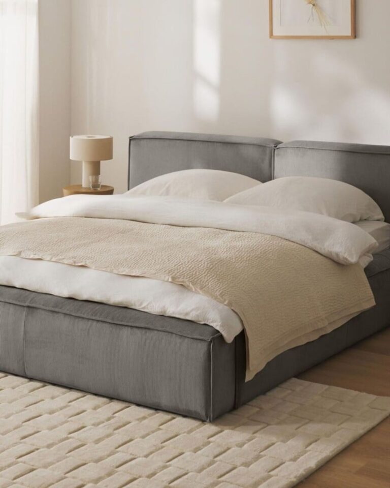 Instagram post from _alaskastyle_. This post is in position 3.