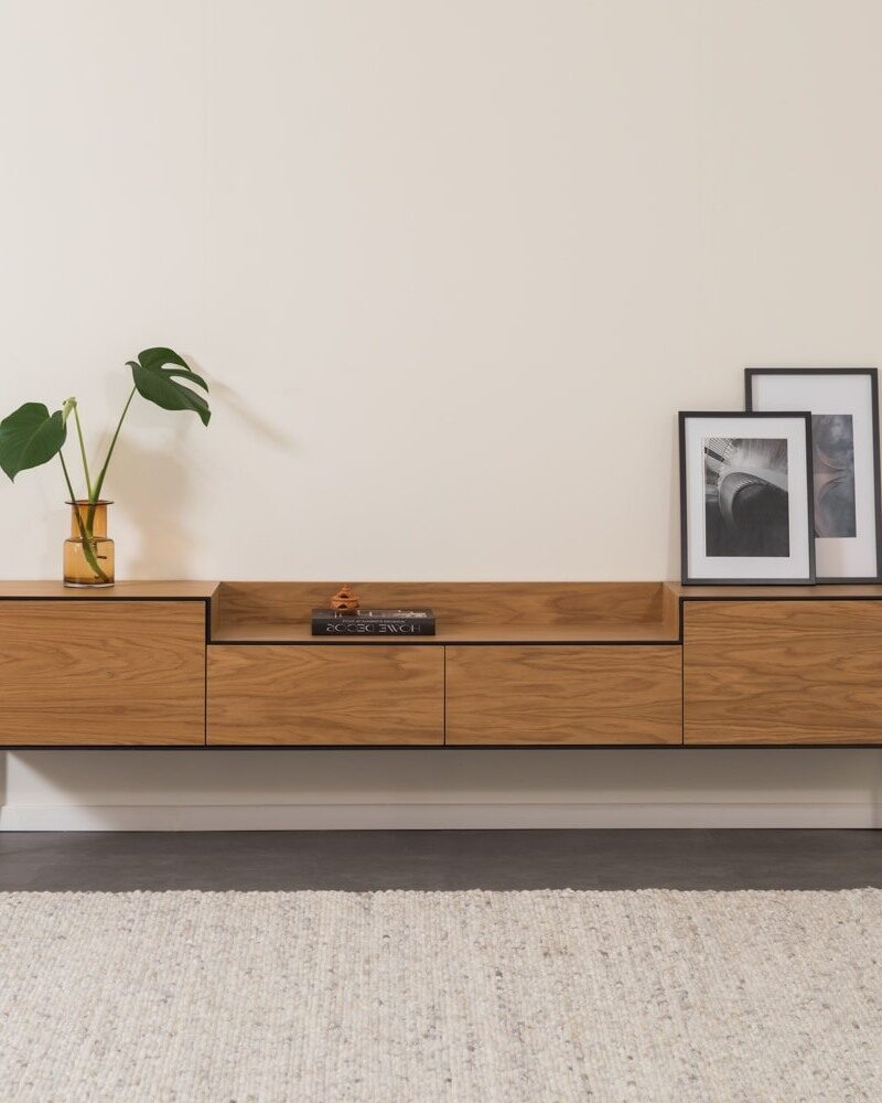 Instagram post from _alaskastyle_. This post is in position 7.