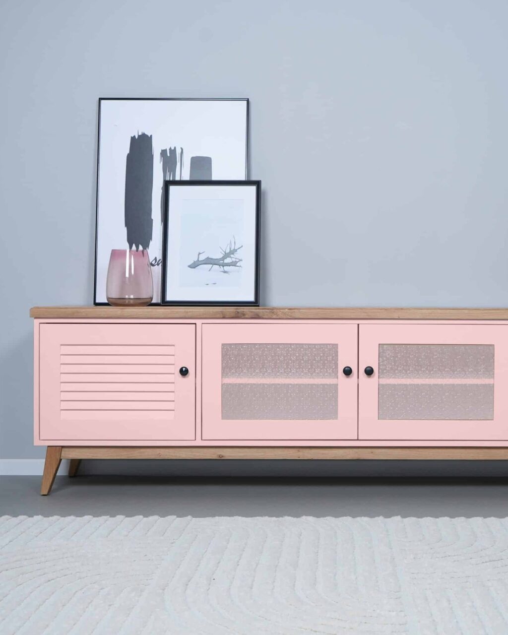 Instagram post from _alaskastyle_. This post is in position 4.