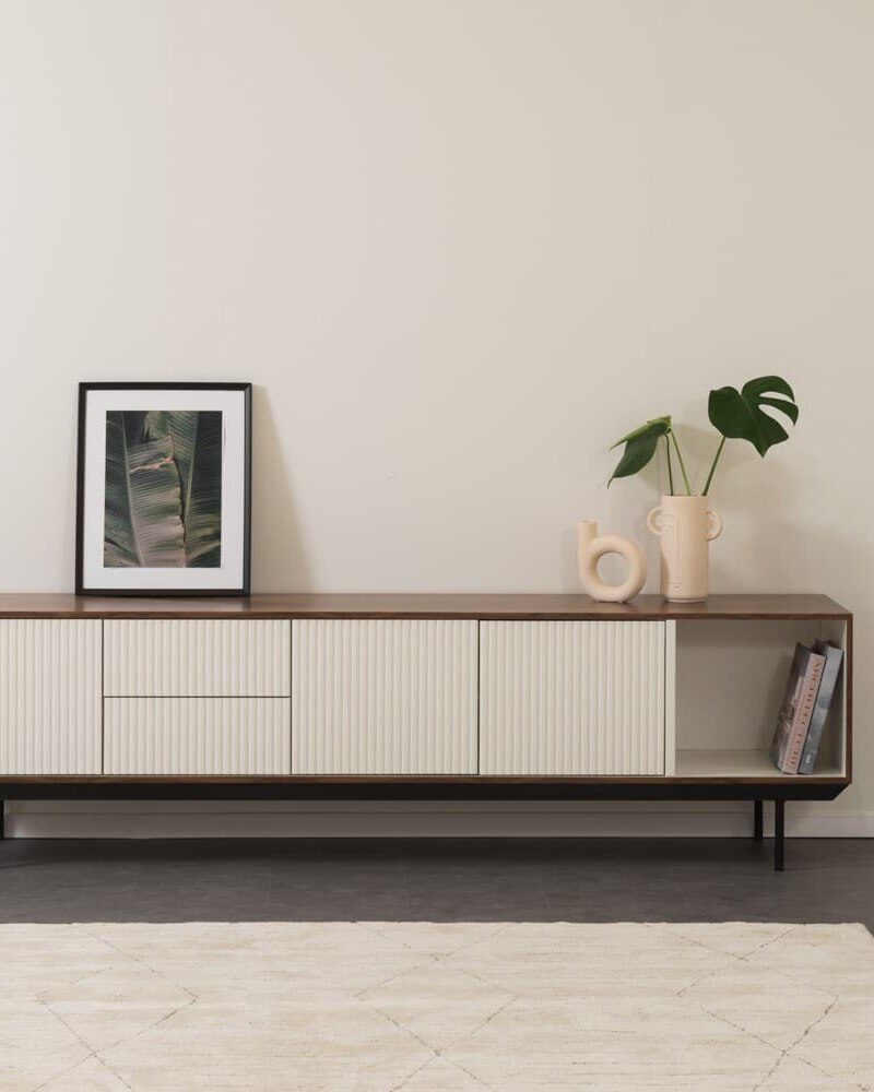 Instagram post from _alaskastyle_. This post is in position 2.