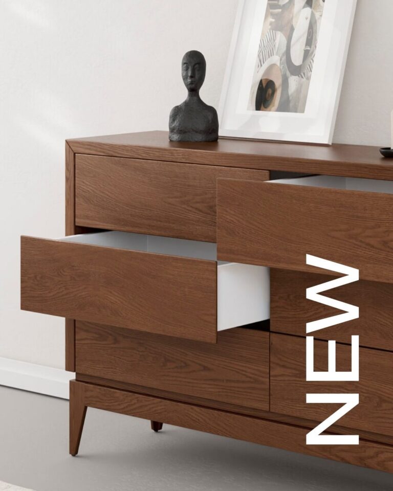 Instagram post from _alaskastyle_. This post is in position 6.