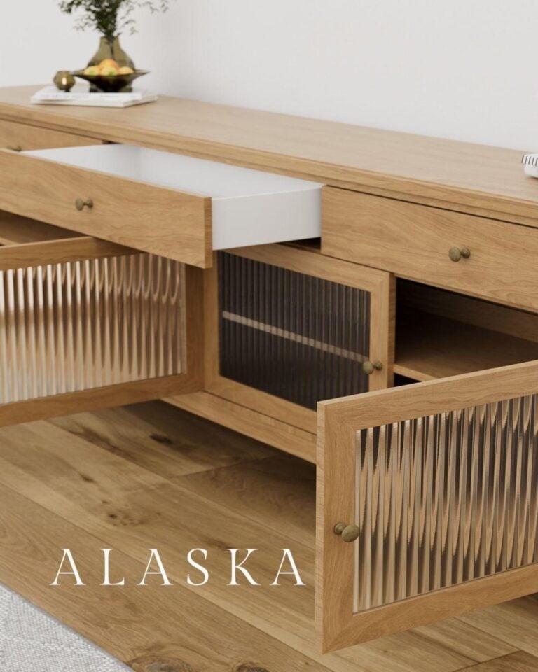 Instagram post from _alaskastyle_. This post is in position 2.